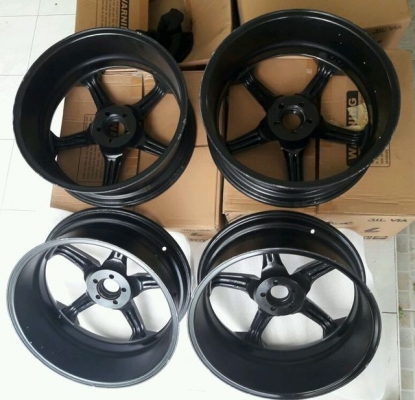 ล้อขอบ19 ใส่พีอุสมา ล้อขอบ19 ใส่พีอุสมา