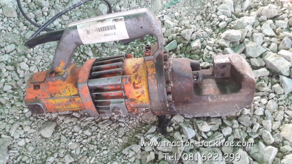 ขาย เครื่องตัดเหล็กเส้น ข้ออ้อย ใช้ไฟ 110V เก่าญี่ปุ่น พร้อมใช้ครับ