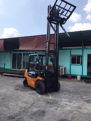 ขายรถฟอร์คลิฟท์มือสอง Toyota7FGL25