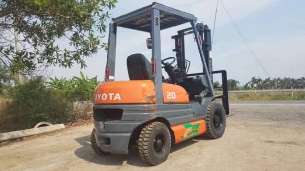 ขายด่วนรถยกTOYOTA 6FG20ยก2ตันเสาสูง3เมตรเคื่องโตต้า4สูบ5Kเบนซินติดแก็สได้รถนอกเพิ่งนำเข้ามายังไม่เคยใช้งานในเมืองไทยเลย ขายด่วนรถยกTOYOTA 6FG20ยก2ตันเสาสูง3เมตรเคื่องโตต้า4สูบ5Kเบนซินติดแก็สได้รถนอกเพิ่งนำเข้ามายังไม่เคยใช้งานในเมืองไทยเลย