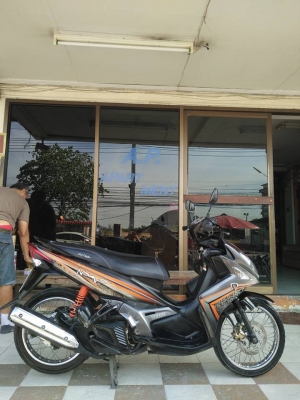 นูโว อิริแกนท์ 135 cc. สีดำเทา ปี 2554 รถหล่อสภาพดี ขับดีน่าใช้