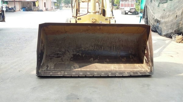 รถตัก Komatsu SD20-5 สภาพพร้อมใช้งาน