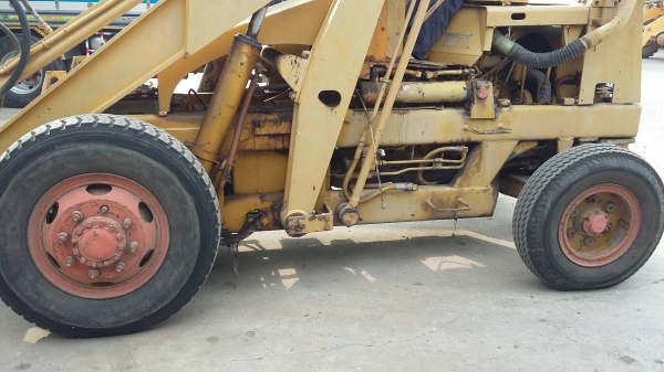 รถตัก Komatsu SD20-5 สภาพพร้อมใช้งาน
