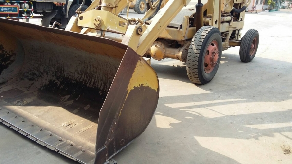รถตัก Komatsu SD20-5 สภาพพร้อมใช้งาน