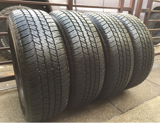 ยาง Bridgestone 265 60 18 ปี16 ดอกเต็ม ไม่มีปะ เนื้อนิ่มๆ ราคาไม่แพง