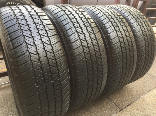 ยาง Bridgestone 265 60 18 ปี16 ดอกเต็ม ไม่มีปะ เนื้อนิ่มๆ ราคาไม่แพง