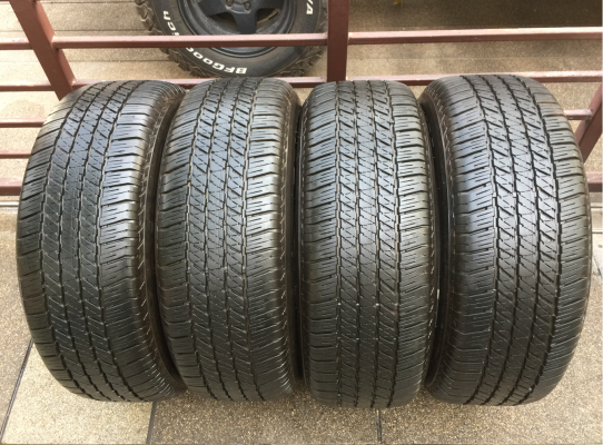 ยาง Bridgestone 265 60 18 ปี16 ดอกเต็ม ไม่มีปะ เนื้อนิ่มๆ ราคาไม่แพง