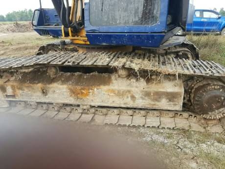 KOMATSU PC200-3