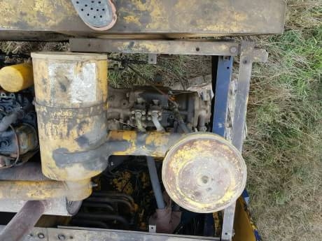 KOMATSU PC200-3