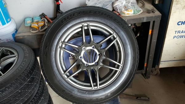 ล้อแม็กยาง TOYO H/T OPEN COUNTRY ปี14 225/65R 17 102H ล้อหน้า 8.5JX17 ล้อหลัง 9.5JX17 ล้อแม็กยาง TOYO H/T OPEN COUNTRY ปี14 225/65R 17 102H ล้อหน้า 8.5JX17 ล้อหลัง 9.5JX17