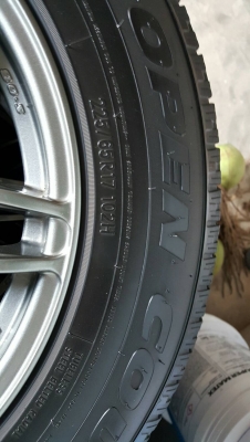 ล้อแม็กยาง TOYO H/T OPEN COUNTRY ปี14 225/65R 17 102H ล้อหน้า 8.5JX17 ล้อหลัง 9.5JX17