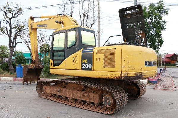 ขาย Komatsu PC200-7 เอกสารครบ เครื่องดี รถใช้งานในไทย เจ้าของขายเอง