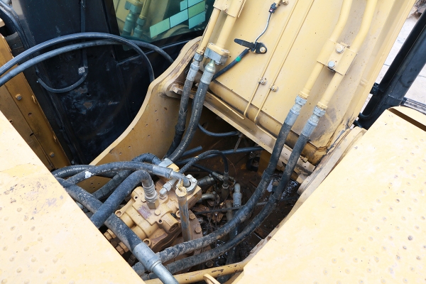 ขายแบคโฮ CAT 320D เอกสารครบ เครื่องดี รถใช้งานในไทย เจ้าของขายเอง