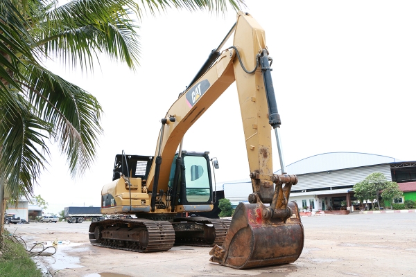 ขายแบคโฮ CAT 320D เอกสารครบ เครื่องดี รถใช้งานในไทย เจ้าของขายเอง