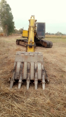 KOBELCO SK200 MARK 3 ราคา 595,000 บาท  เครื่องดี ปั้มแรง โช่หนา เอวแน่น ไฟฟ้าตัด เอกสารชื้อขาย  รถอยู่ จ.ร้อยเอ็ด โทร&amp;ไอดีไลน์ 0610710295