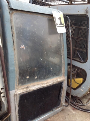 หัวเก่า KOBELCO SK 200-3 เก่าเซียงกง 30,000 บาท