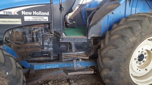 ขายNew Holland TS90