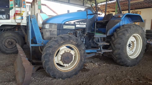 ขายNew Holland TS90