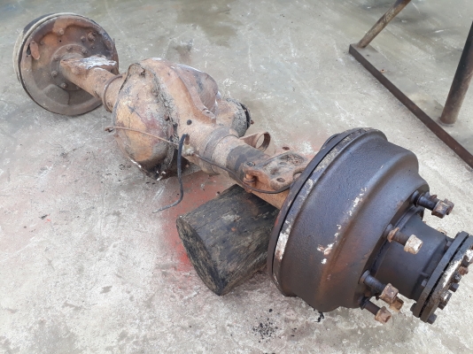 ขอบคุณเสี่ยจากกำแพงเพชร ขายเพลาท้ายรถ 6ล้อใหญ่  เดิมๆ