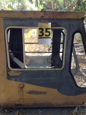 หัวเก๋ง KOMATSU PC 100-1-2 เก่าเซียงกง15,000 บาท
