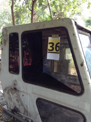 หัวเก๋ง SUMITOMO 28000 F2 เก่าเซียงกง 30,000 บาท