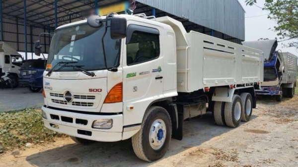 ขายสิบล้อดัมพ์ Hino mega FM1J เครื่อง 220 แรง ปี 48 มีระบบลากพ่วง ทะเบียนพร้อม