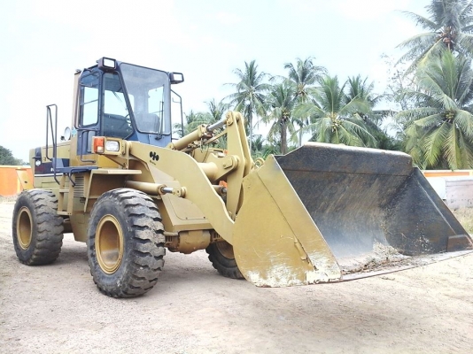 รถตักล้อยาง WA 200-1 โคมัตสุ