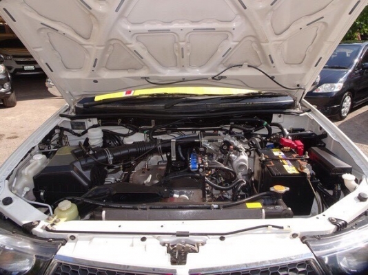 MITSUBISHI TRITON PLUS 2.4 GLS เกียร์MT ปี 2014 โทร 062-991-6649 ดาวออโต้เบสท์