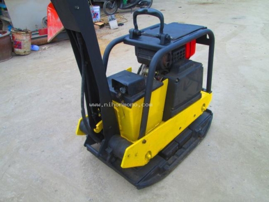 ขายเเพียง73,000 บาท เครื่องตบดิน  BOMAG รุ่น BPR40/45D รหัสสินค้า 80904309 ติดต่อ 081-8283376  www.nihonmono.com