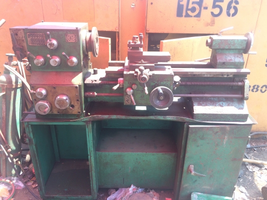 ขายเครื่องกลึง4ฟุต2เพลาไฟ3สายเกียร์บ็อกพร้อม3จับมีให้ครับราคาเบาๆครับ