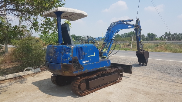 ขายด่วนรถแบคโฮKOBELCO-SK024รุ่นยอดนิยมสวยๆเทียบเท่าPC25เครื่อง3D84เครื่องดีปั่มแรงรถนอกเพิ่งนำเข้ามาใหม่ยังไม่เคยใช้งานในเมืองไทยเลย
