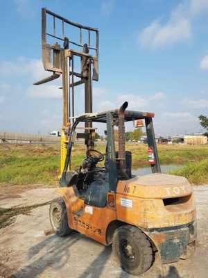 ขายรถยก 3.0 ตัน TOYOTA รุ่น 7