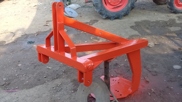 ขายครับโรตาลี้เมตร190ซม ขาย17500 ใส่กับ45-47-50สะบาย หางขุดมันขาย8500ต่อใหม่ใช้มาไม่นาน สนใจโทร 081-0118032 ต้น