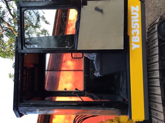 ขายรถขุดแบคโฮ YANMAR YB351UZ   <เครื่องเทอร์โบ> รถเก่านอกแท้มีเอกสารใบอินวอยพร้อม เครื่องดีระบบไว  ช่วงล่างแน่น <สภาพสวยพร้อมใช้งาน> ราคา 295,000 ต่อรองได้ (หัวเก๋ง พร้อมติดแอร์ ติดฟิลม์) ☎️สนใจติดต่อ096-3268553 สถิตย์พันธ์ ID LINE :  09632685