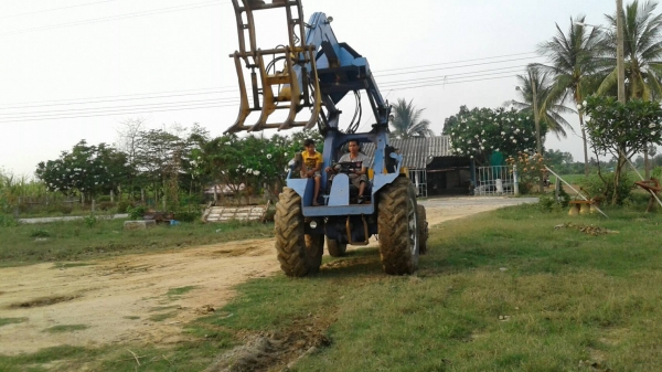 รถคีบอ้อยฟรอด6600 รถคีบอ้อยฟรอด6600