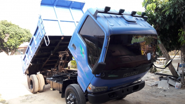 ขาย6ล้อดั้ม NPR66LX5เครื่อง4HG1-130 เทอร์โบ ปี38 แอร์ เพาเวอร์ ดั้ม3มิตร6ตัน ช่วงล่างF ทะเบียนเต็มเล่มพร้อม ต่อรองได้