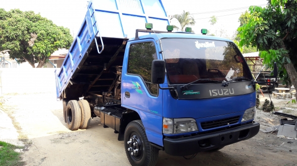 ขาย6ล้อดั้ม NPR66LX5เครื่อง4HG1-130 เทอร์โบ ปี38 แอร์ เพาเวอร์ ดั้ม3มิตร6ตัน ช่วงล่างF ทะเบียนเต็มเล่มพร้อม ต่อรองได้