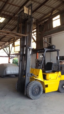 รถโฟล์คลิฟท์ TCM ขนาด1.5ตัน เสาสูง3เมตร