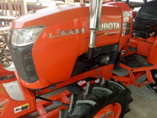 คูโบต้า L3008DT 4 WD ใบมีดช้าง ตัดหญ้าใหม่ ทะเบียนพร้อม