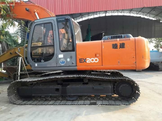 ขายHITACHI  EX200-5  เก่าญี่ปุ่นแท้  สภาพสวย  เดิมๆๆ  ชั่วโมงน้อย  เครื่องปั๊มดี  ลองระบบกันได้ทุกวัน  โทร  089-3818694  ดวงนภา