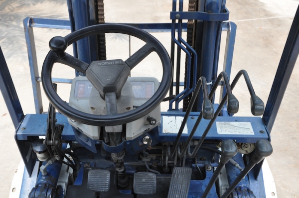 ขายFORKLIFT KOMATSU FG20-11(2ตัน)(งาสไลด์) สวยเดิมจากญี่ปุ่น ยังไม่เคยใช้ในไทย 145,000เท่านั้น!!