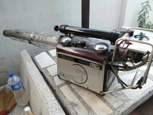 ขายเครื่องพ่นควัน สภาพดี ราคาประหยัด SUPER HAWK มี 3 ชุด ถ้าเหมารวม ลดพิเศษ ขายเครื่องพ่นควัน สภาพดี ราคาประหยัด SUPER HAWK มี 3 ชุด ถ้าเหมารวม ลดพิเศษ