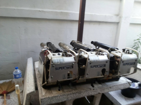 ขายเครื่องพ่นควัน สภาพดี ราคาประหยัด SUPER HAWK มี 3 ชุด ถ้าเหมารวม ลดพิเศษ ขายเครื่องพ่นควัน สภาพดี ราคาประหยัด SUPER HAWK มี 3 ชุด ถ้าเหมารวม ลดพิเศษ