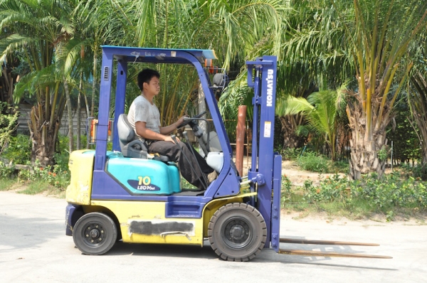 ขายFORKLIFT KOMATSU FG10-17(1ตัน) สวยเดิมจากญี่ปุ่น ยังไม่เคยใช้ในไทย 125,000เท่านั้น!!