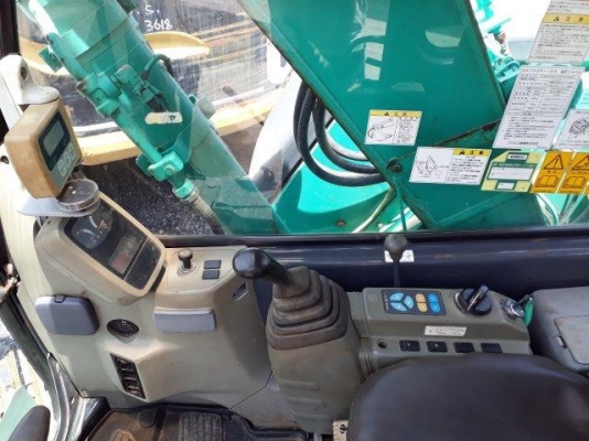 รถขุด 7 ตัน KOBELCO SK70SR-1ES YT04 มือสองญี่ปุ่น รถขุด 7 ตัน KOBELCO SK70SR-1ES YT04 มือสองญี่ปุ่น