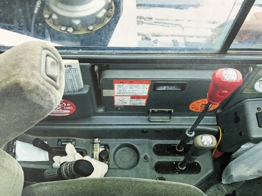 รถขุด 7 ตัน KOBELCO SK70SR-1ES YT04 มือสองญี่ปุ่น รถขุด 7 ตัน KOBELCO SK70SR-1ES YT04 มือสองญี่ปุ่น