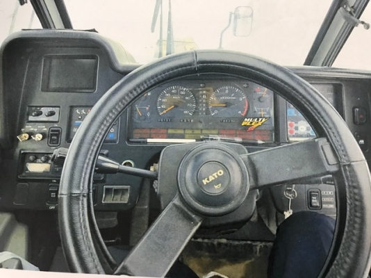 รถขุด 7 ตัน KOBELCO SK70SR-1ES YT04 มือสองญี่ปุ่น รถขุด 7 ตัน KOBELCO SK70SR-1ES YT04 มือสองญี่ปุ่น