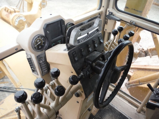 รถขุด 7 ตัน KOBELCO SK70SR-1ES YT04 มือสองญี่ปุ่น รถขุด 7 ตัน KOBELCO SK70SR-1ES YT04 มือสองญี่ปุ่น