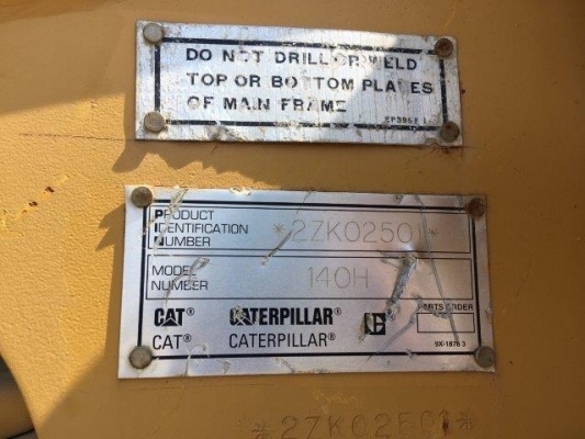 รถขุด 7 ตัน KOBELCO SK70SR-1ES YT04 มือสองญี่ปุ่น รถขุด 7 ตัน KOBELCO SK70SR-1ES YT04 มือสองญี่ปุ่น