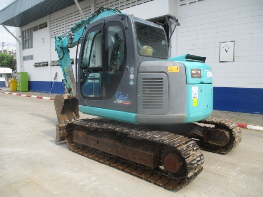รถขุด 7 ตัน KOBELCO SK70SR-1ES YT04 มือสองญี่ปุ่น รถขุด 7 ตัน KOBELCO SK70SR-1ES YT04 มือสองญี่ปุ่น